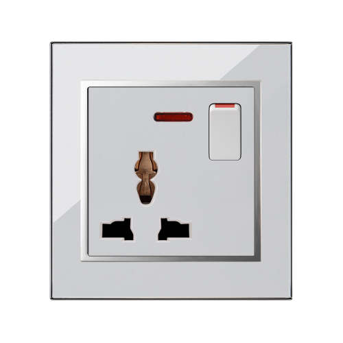 Socket (15)